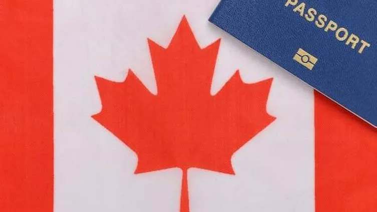 اخذ ویزای کاری کانادا از طریق ویزا توریستی